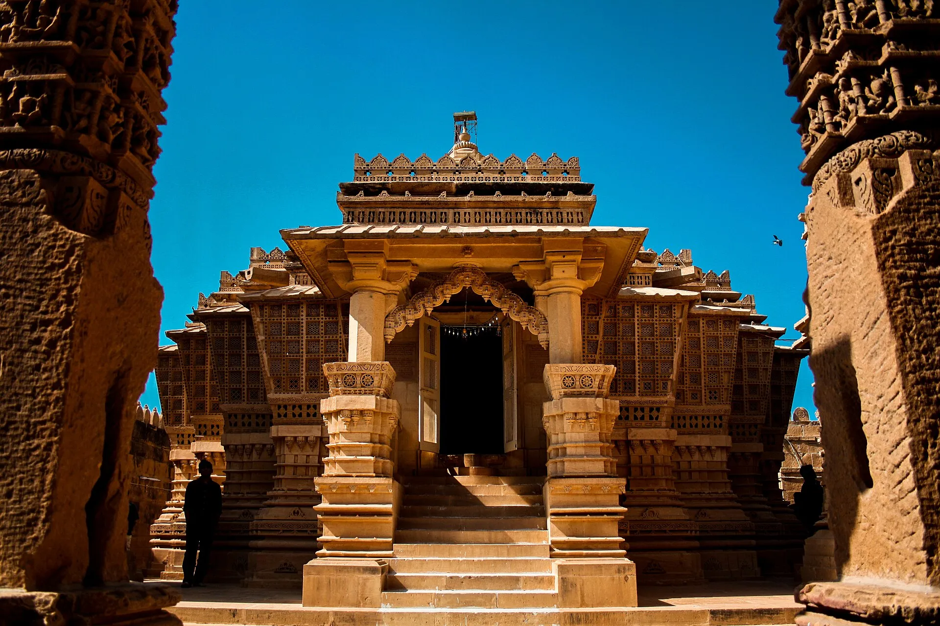 Lodurva Jain Temple: A Spiritual Oasis Amidst the Desert Sands